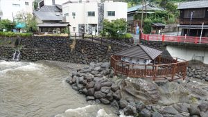 独鈷の湯